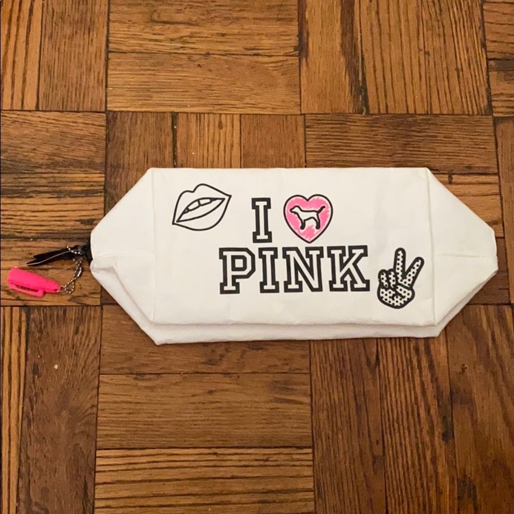 NWOT Pink Victoria’s Secret  paper material case